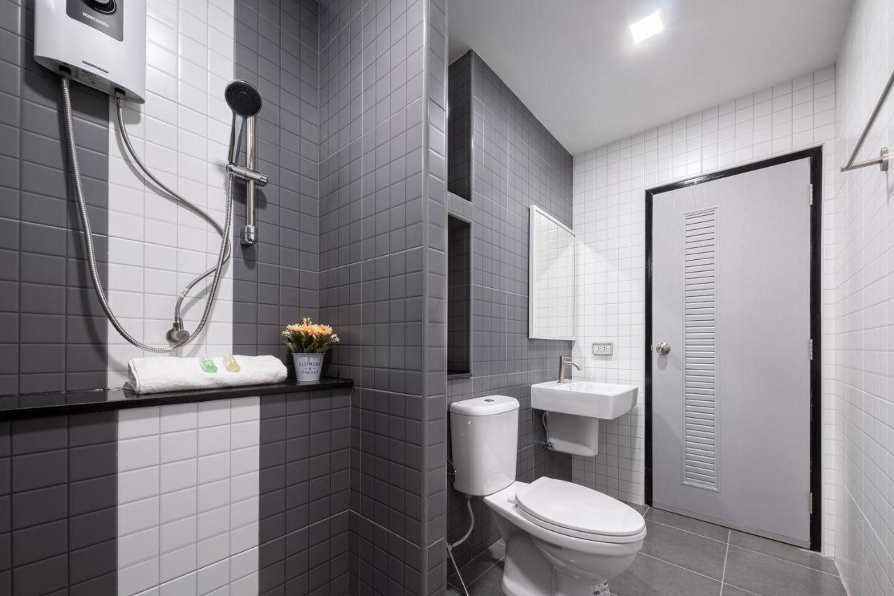 בנגקוק Aqua Residences อควา เรสซิเดนซ์ ห้องพักใหม่ให้เช่า ติดรถไฟฟ้าสถานีวุฒากาศ מראה חיצוני תמונה