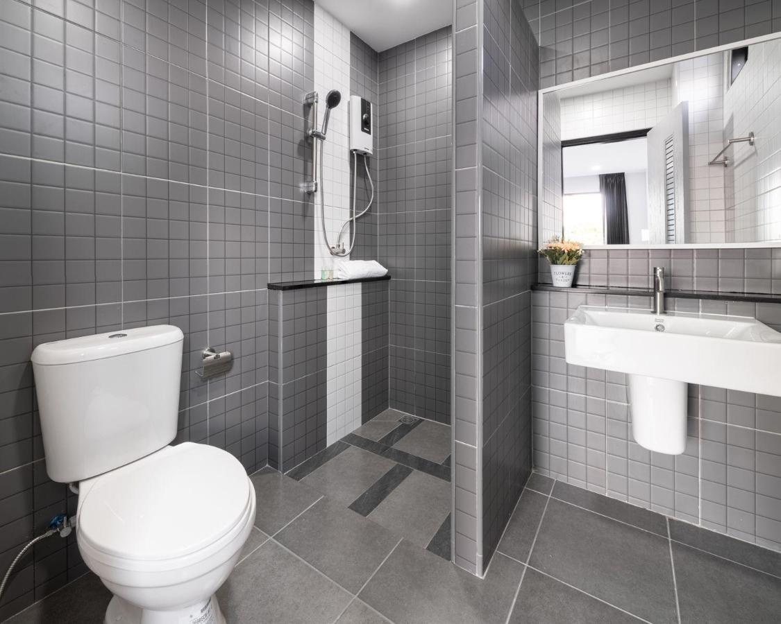 בנגקוק Aqua Residences อควา เรสซิเดนซ์ ห้องพักใหม่ให้เช่า ติดรถไฟฟ้าสถานีวุฒากาศ מראה חיצוני תמונה