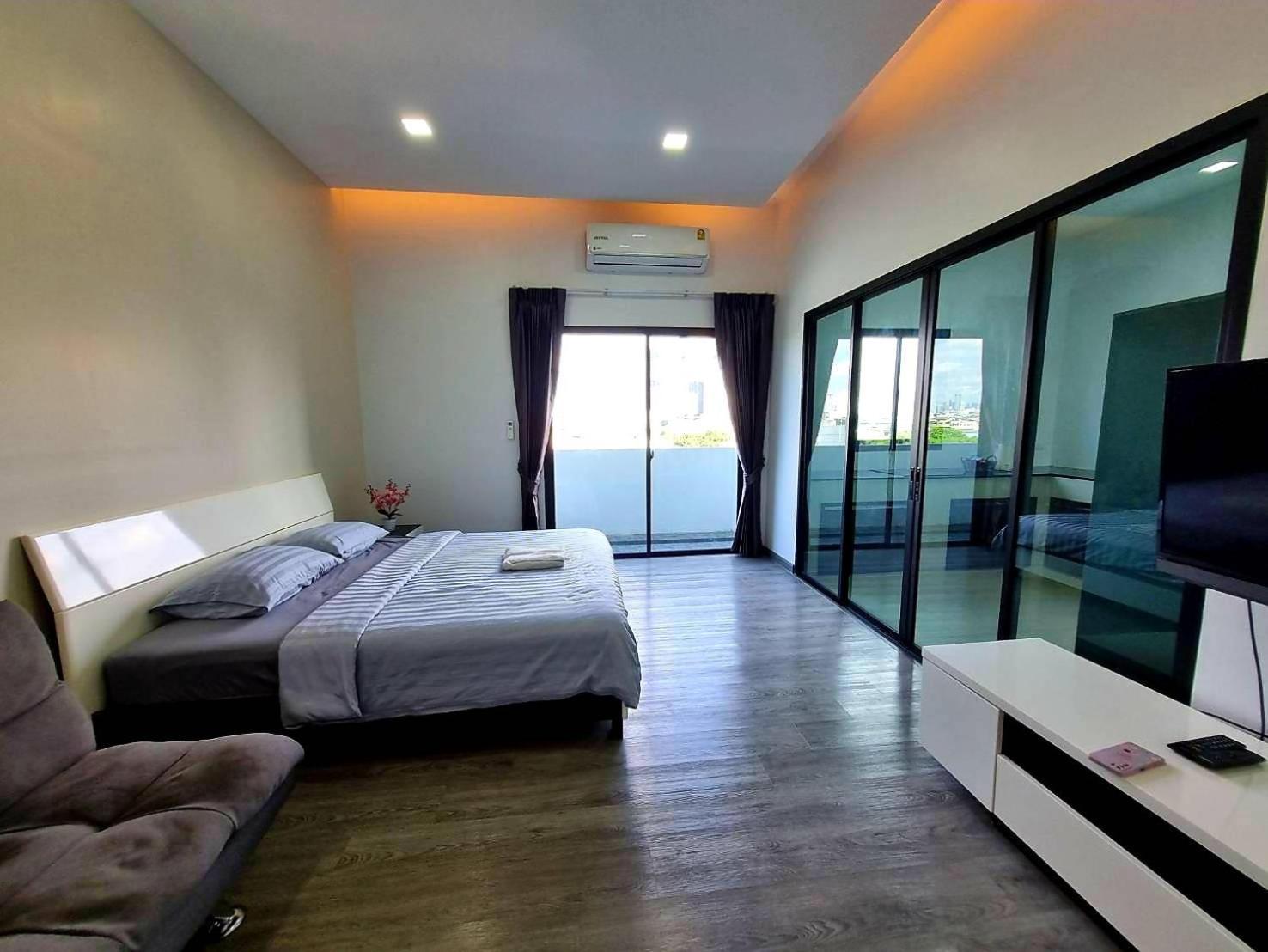 בנגקוק Aqua Residences อควา เรสซิเดนซ์ ห้องพักใหม่ให้เช่า ติดรถไฟฟ้าสถานีวุฒากาศ מראה חיצוני תמונה